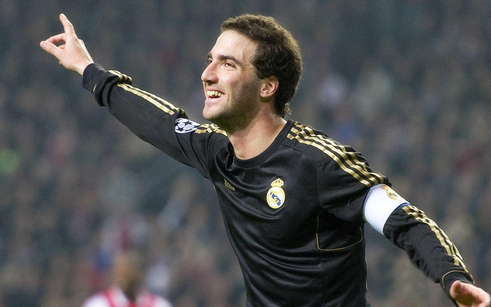 未来成谜！佩林卡承诺不干涉詹姆斯抉择，湖人时代或迎终章